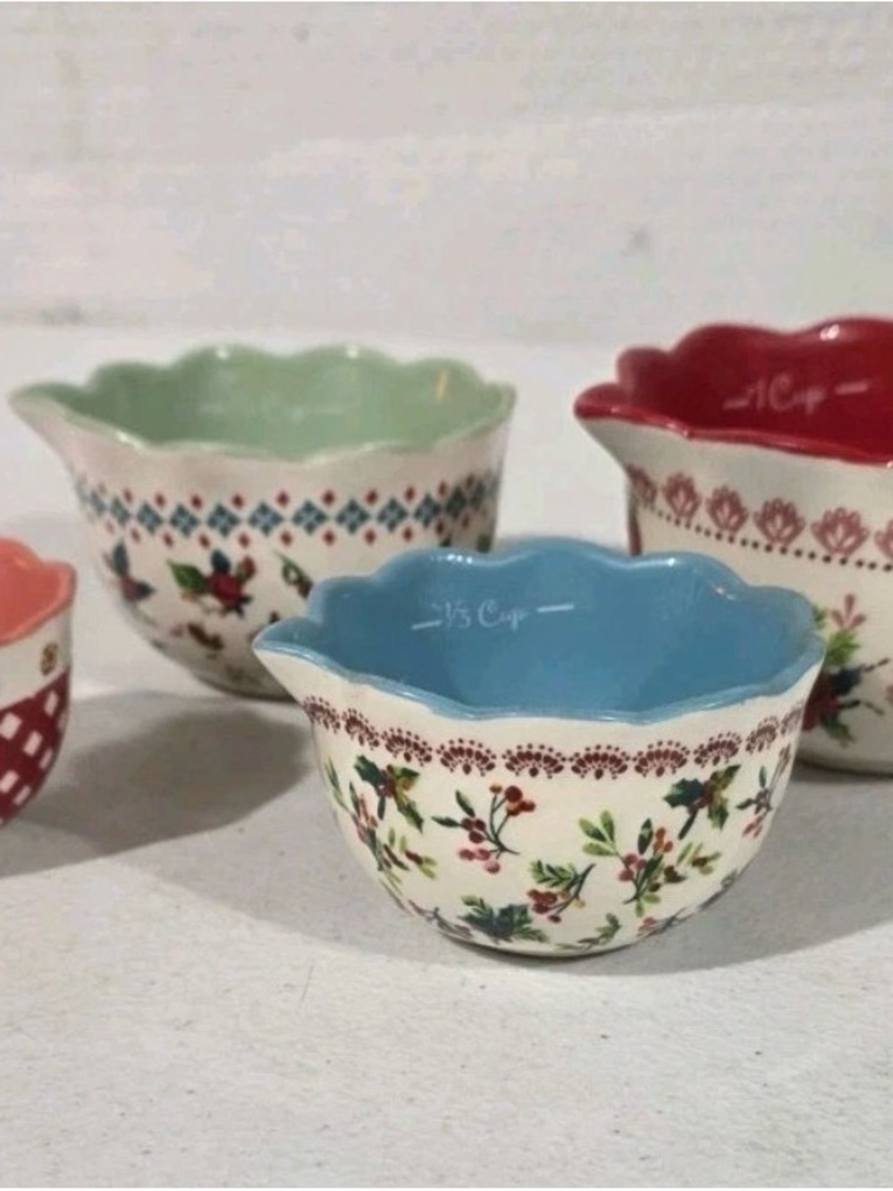 Pioneer Woman Cheerful Rose Scalloped Ceramic Measuring Cup -